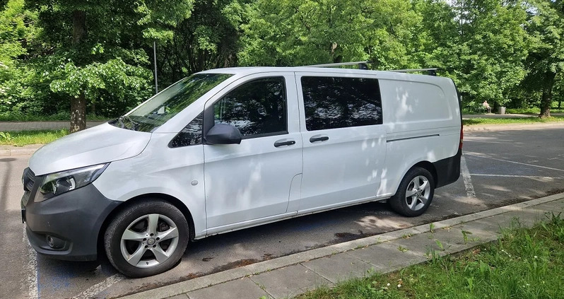 Mercedes-Benz Vito cena 91300 przebieg: 254000, rok produkcji 2017 z Kraków małe 46